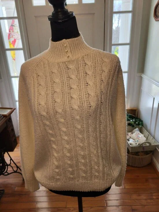 Karen Scott Vintage 90's Mock Neck Cable Knit Sweater Pearl Buttons PM Preppy - Picture 1 of 8
